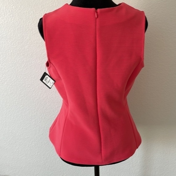 NWT Halogen Coral Zipper Back Sleeveless Peplum Top 0048 - Picture 6 of 10